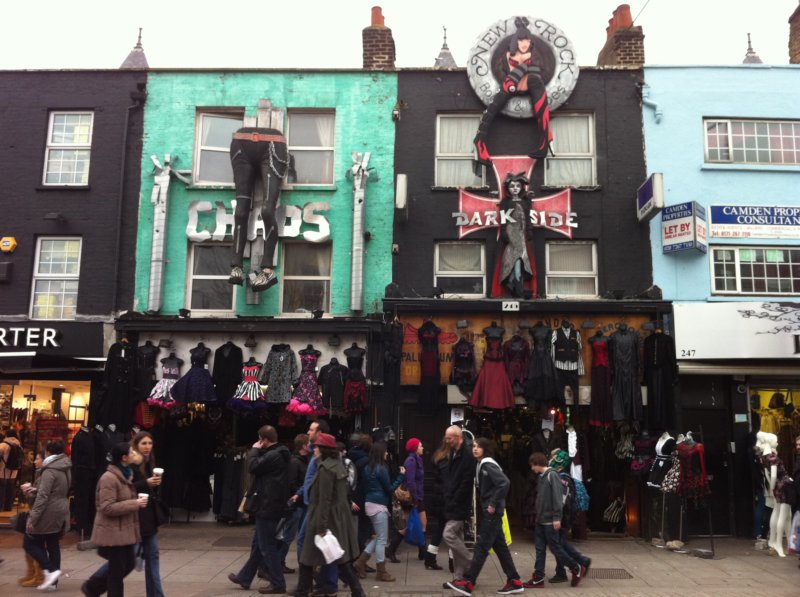 camdenmarketsgothclothing.jpg